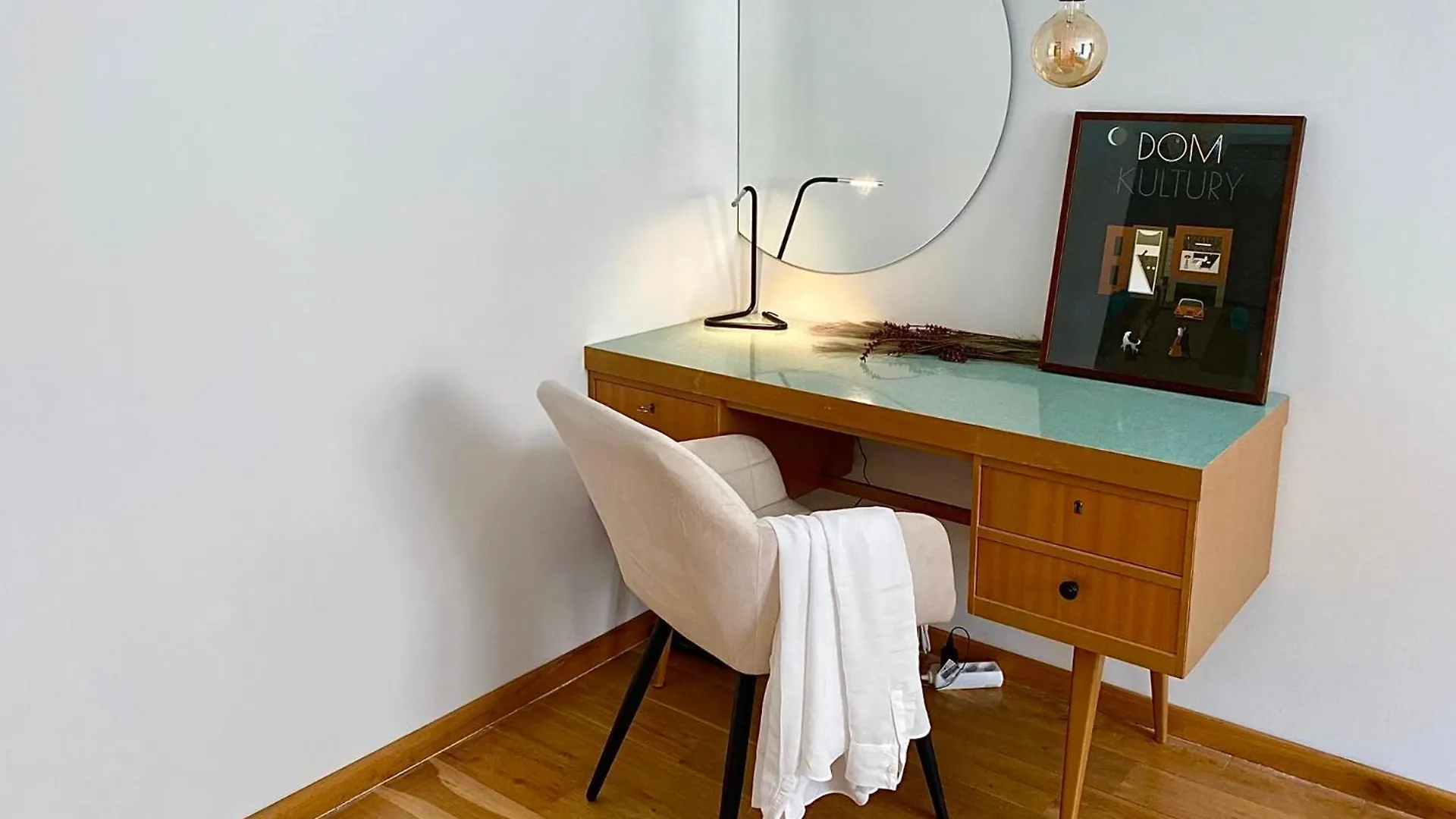 Lanciego - Przytulny Apartament Z Osobna Sypialna, Balkon, Wi-Fi, Natolin, Ursynow Warsaw